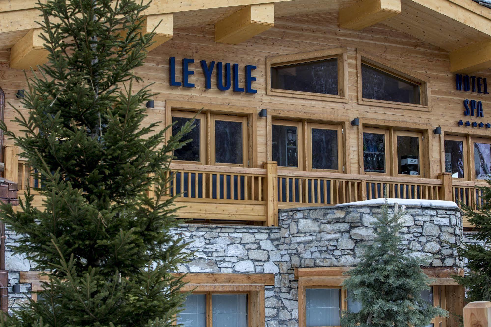 Le Yule Hotel&Spa Val-dʼIsère Buitenkant foto